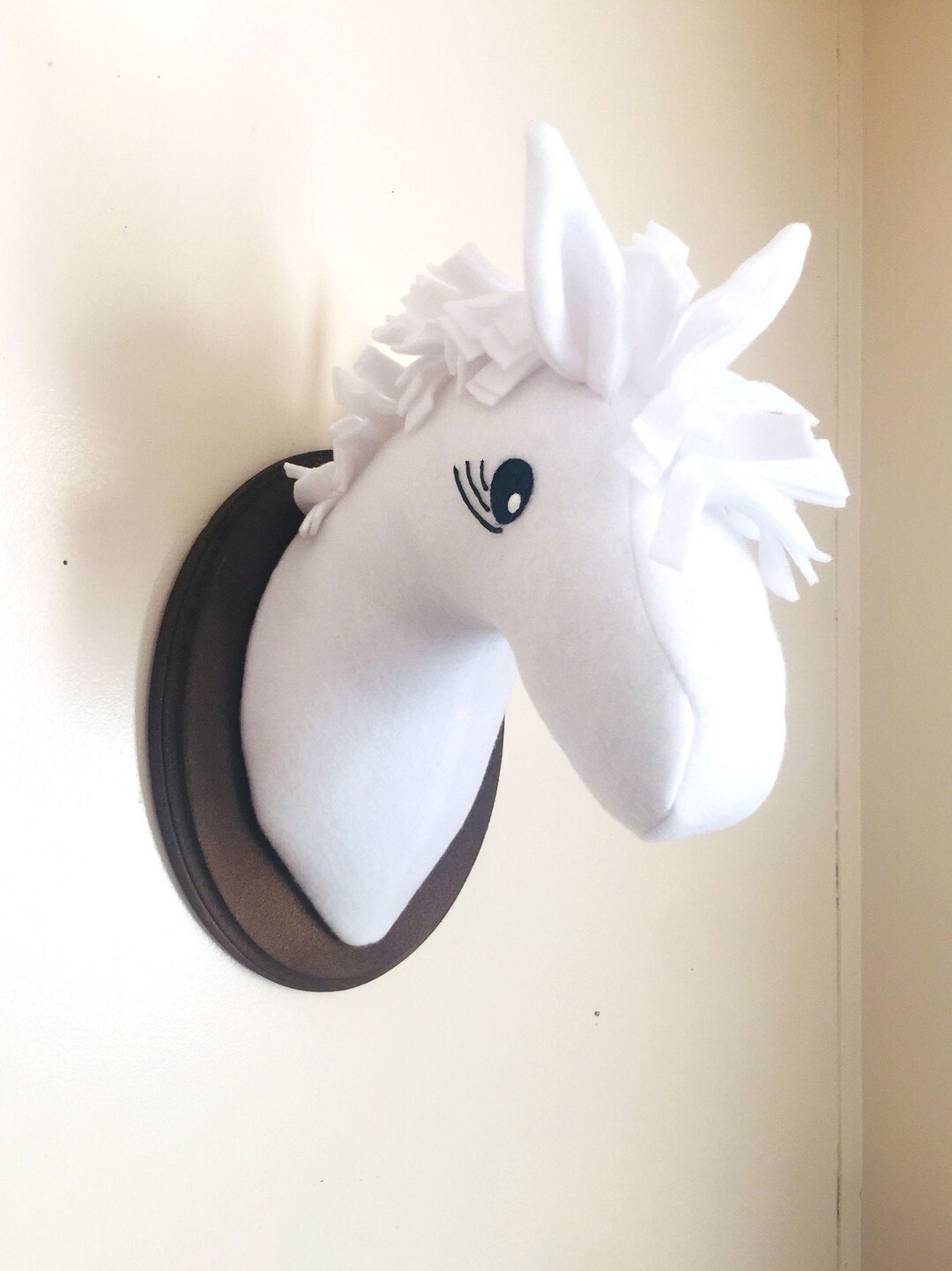 White Horse Head Wall Mount / Stuffed Animal Head / Fake Horse Head