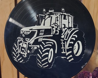 Vinyle recyclé (adaptable en horloge) façon pop art peint a la main déco unique - Tracteur