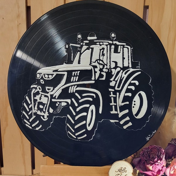 Vinyle recyclé (adaptable en horloge) façon pop art peint a la main déco unique - Tracteur