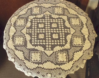 Handmade Lace Round Tablecloth
