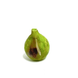 Vintage Italian Carved Alabaster Stone Green Fig