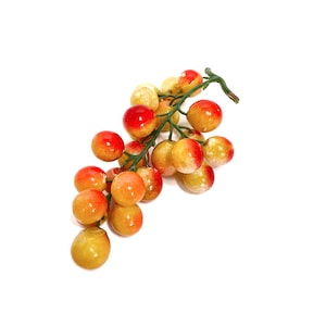 Small Vintage Italian Yellow and Red Alabaster Grape Cluster