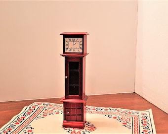 DOLLHOUSE MINIATURE Collectible WORKING Fairy Tale Grandmother WONKY Clock