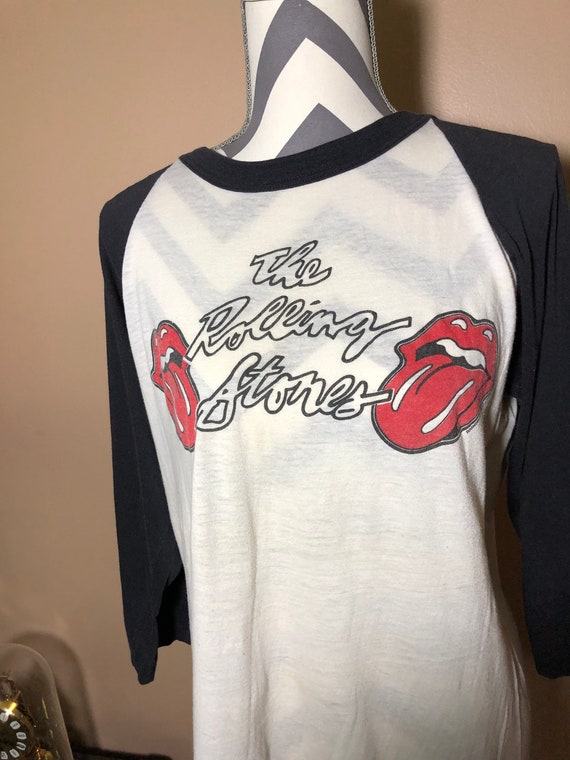 Vintage 1975 Rolling Stones baseball style t shirt!