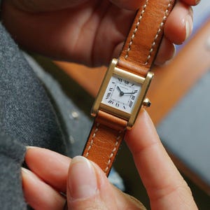 Cartier Tank Normale Ref. 78093 Kleine 18k Gelbgold Kleine 20 mm Damenuhr Handaufzug 1980er Jahre