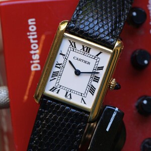 Cartier Tank Louis 18k Yellow Gold Deployant Vintage 24 mm Mechanical 1970s
