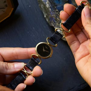 Piaget Ref. 9802 18k Gold Belt Women’s Manual Wind Watch 1980s