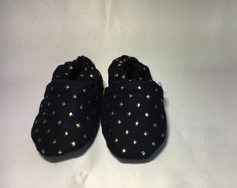 Baby Bootie gold dots