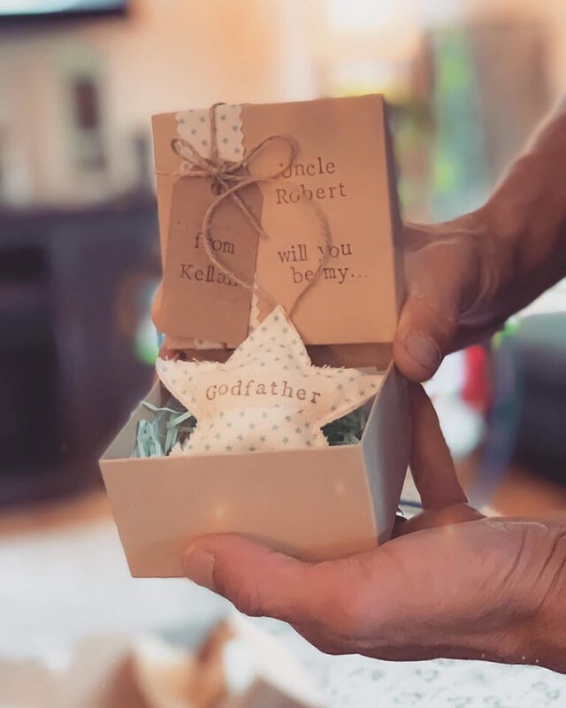 Will you be my Godfather, Godfather Gift