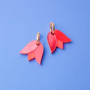 Red Tulip flower dangly gold-filled hoop earrings | cute, fun and elegant, light weight, hand-made acrylic flower earrings from NYC