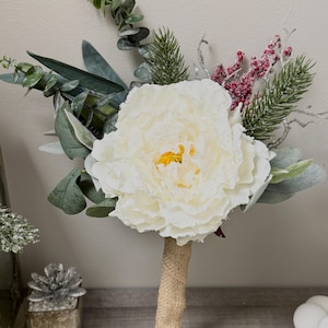 Elegant artificial Snowy flower Bouquet- Winter wedding Peony Pine cone berry lamb&#39;s ear metallic silver branch burlap