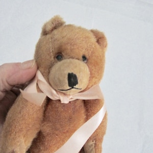 Vintage Stuffed TEDDY BEAR Plush Brown Bear Jointed PAWS Bear Figurine Movable Arms & Legs Bear w Glass Eyes Vintage Fur / Velvet Bear Toy