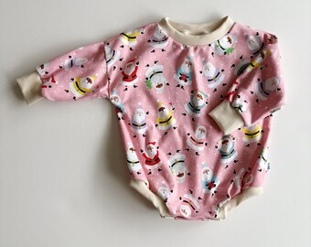 IN STOCK Pink Santa Long Sleeve Christmas Bubble Romper, Oversize Sweater Romper with Snaps, Baby’s First Christmas