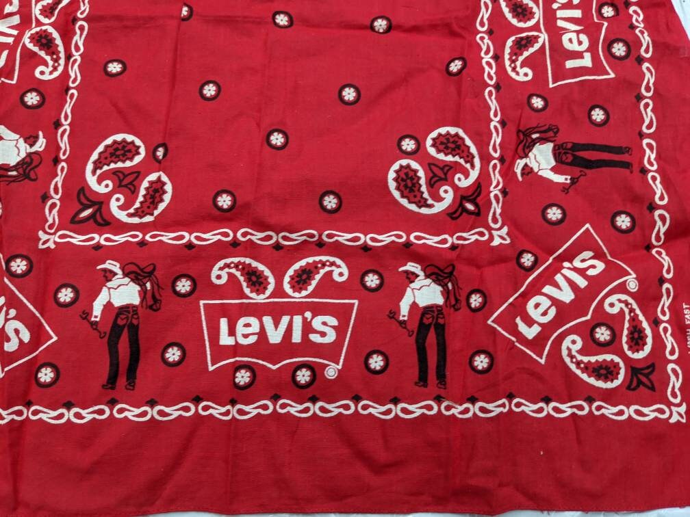 Levi's Men's Classic Paisley Bandana Set - Set of 3