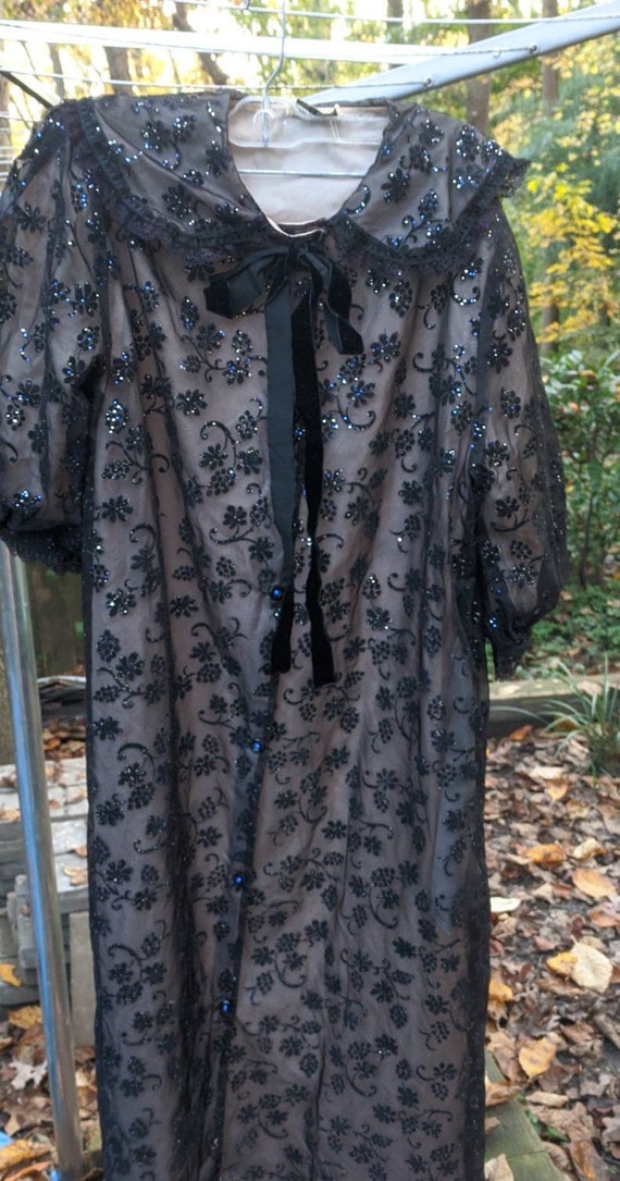 Robe Vintage Elegant Negligee Dressing Gown