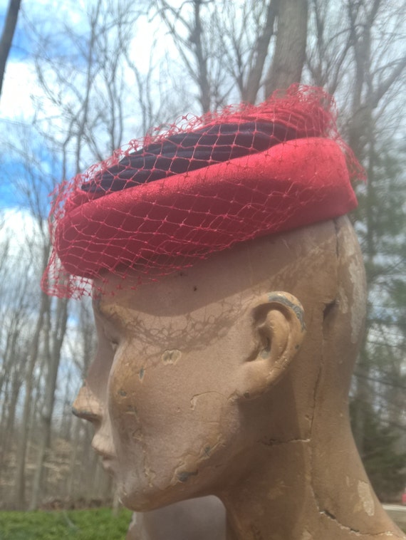 Red Straw Pillbox Hat with Veil - image 8