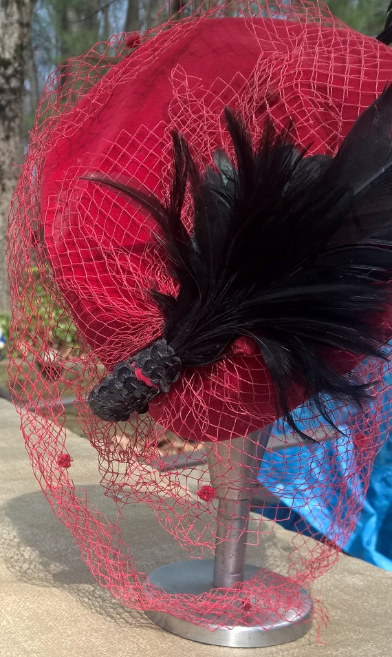 Wedding Hat Fascinator Feathers Velvet Netting Vi… - image 7