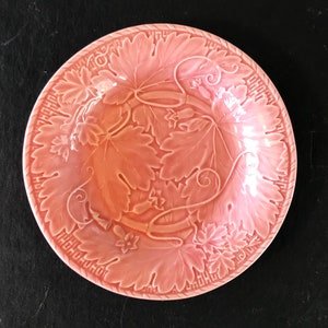 SIX Bordallo Pinheiro Plate Pink Portugal Majolica Embossed Grape Leaves and Vines 8" wide - A Set of Six Plates