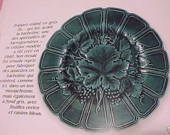 ONE Sarreguemines Majolica Plate - c.1880's - 7 1/2" Green Grapes and Leaves GORGEOUS QUALITY