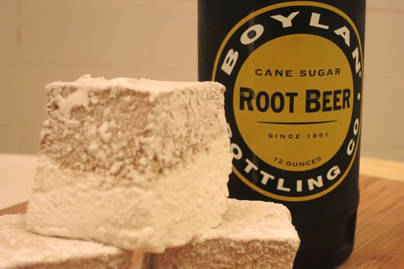 Root Beer Float Marshmallows - 1 dozen Gourmet marshmallows Bild 4