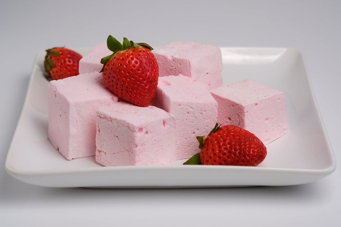 Strawberry Marshmallows 1 Dozen Gourmet Marshmallows Etsy