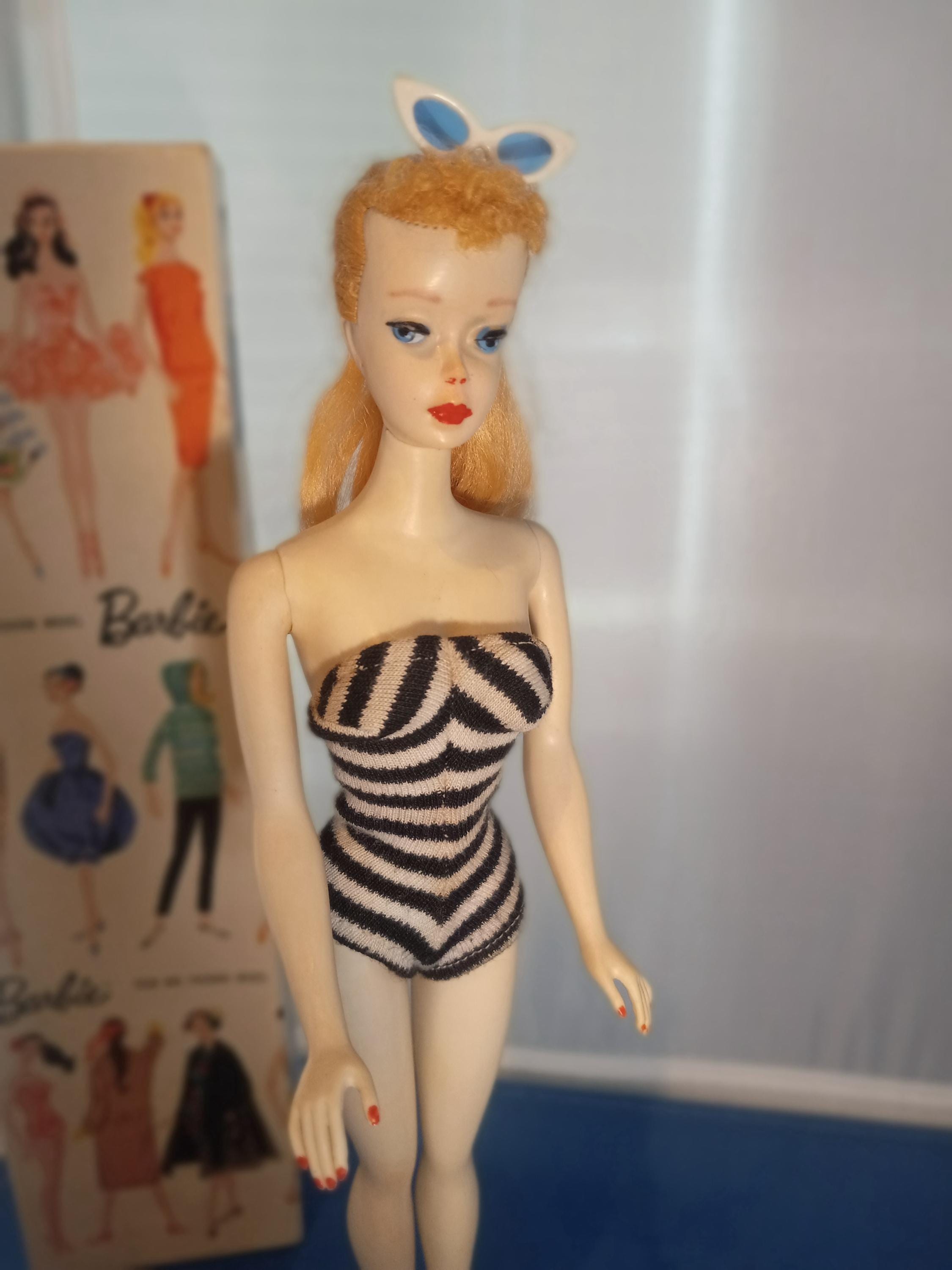 ORIGINAL 1959 Vintage #3 Blonde Barbie PLUS midge & others +