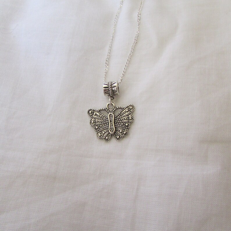 Antique Butterfly Pendant 16 Necklace N108