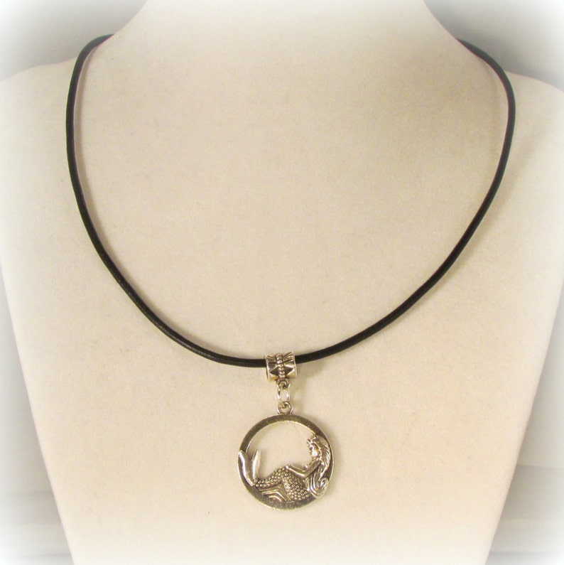 Silver Mermaid 16 Leather Pendant Necklace N180