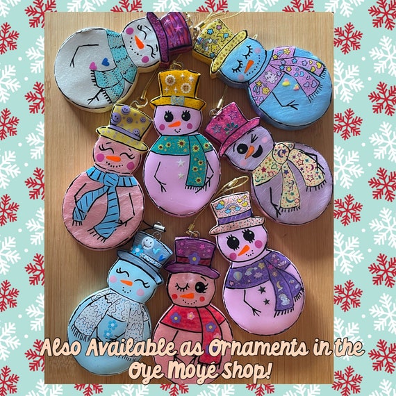 Set of Mini Snowflake Magnets. Painted Wood Snow Flakes. Cute Pastel  Christmas Decor Snowflakes, Shimmery Sparkly Winter Fridge Magnets. 