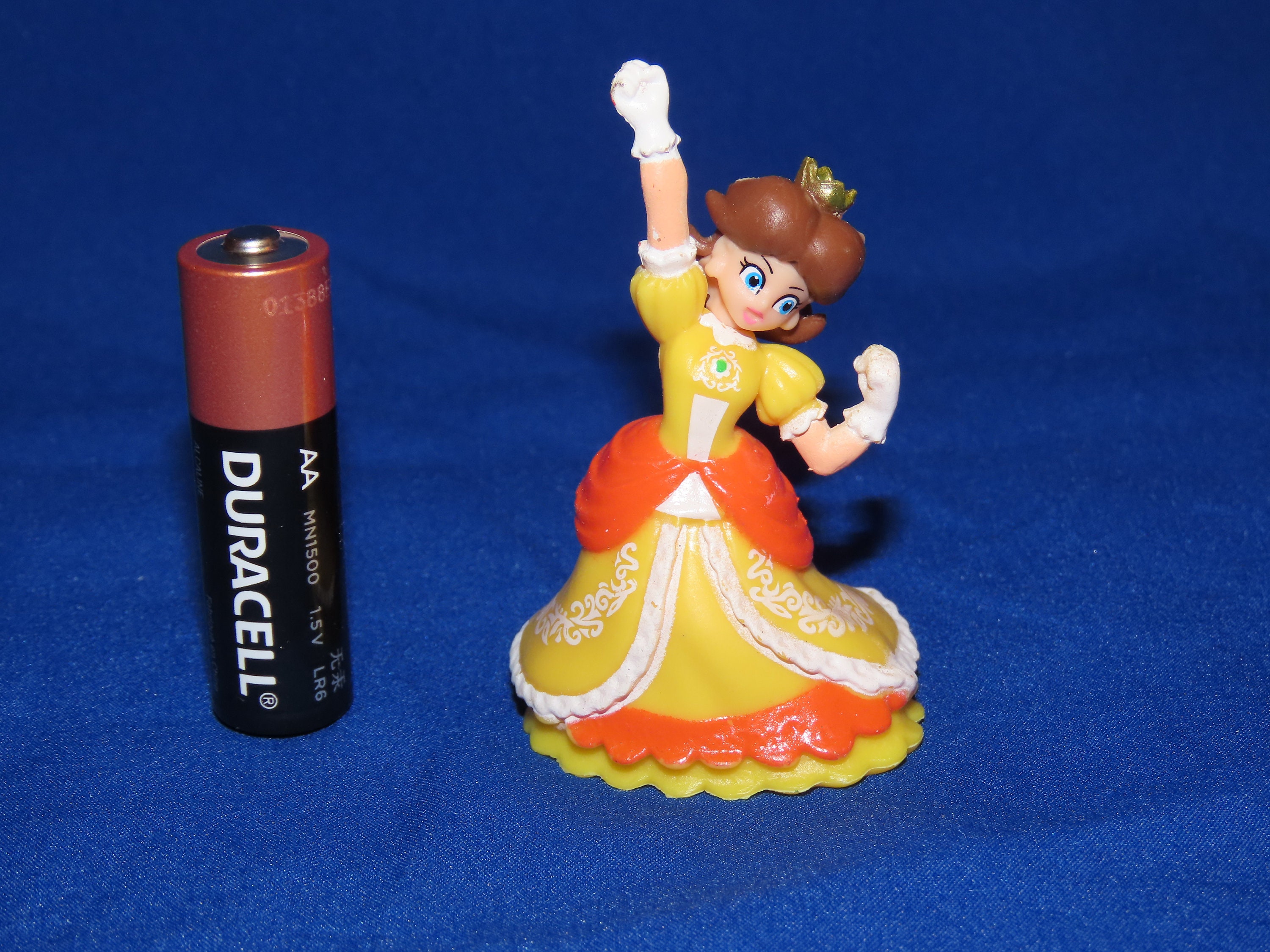 Princess Daisy mario Series Figurine 