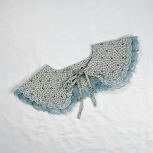 Ditsy Floral Detachable Lace Peter Pan Collar, Removeable Bib Collar, Floral Print Cotton Removeable Collar, Lace Collar