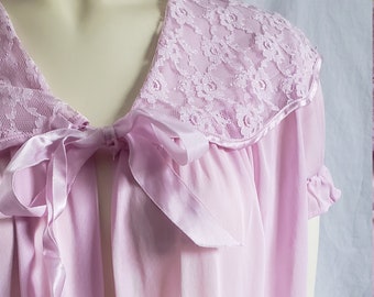 70s Pink with Lace Bed Jacket / Dressing Gown / Large
