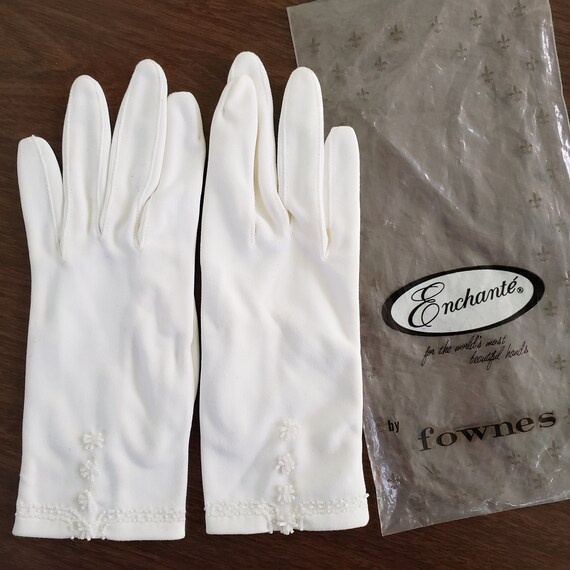 Midcentury Beaded White Stretch Gloves by Miss Ar… - image 1