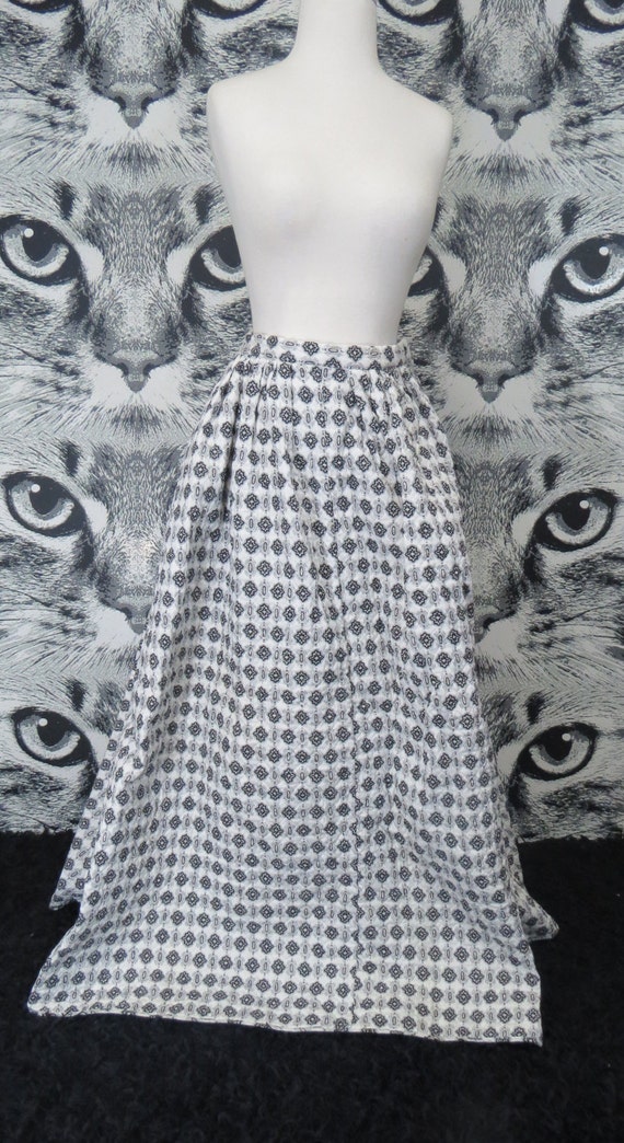 50s Black and White Pattern Quilted Skirt / XS - image 1