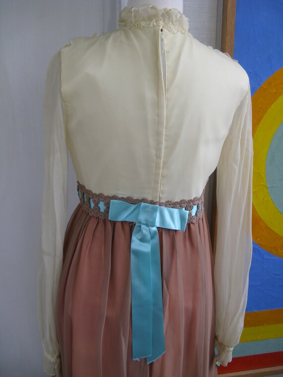 60s / 70s Sheer Cream and Blue Formal Dress / NOS… - image 5