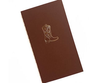 Minicuaderno de costura con diseño de bota vaquera. Bonito regalo del Oeste. Cuaderno Yee Haw. Diario de bolsillo de vaquera. Libreta de viaje cosida en marrón del Salvaje Oeste.