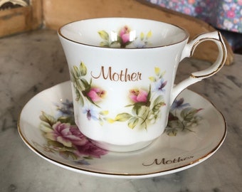 Vintage Bone China 'Mother' Tasse & Untertasse mit Blumendekor zu Untertasse und Tasseninnenraum von Springfield China