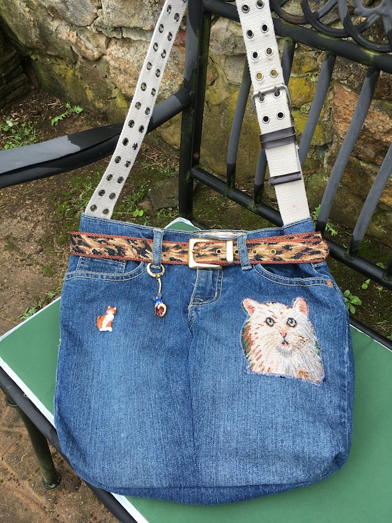 How to create a purse out of old jeans (no sew) - B+C Guides
