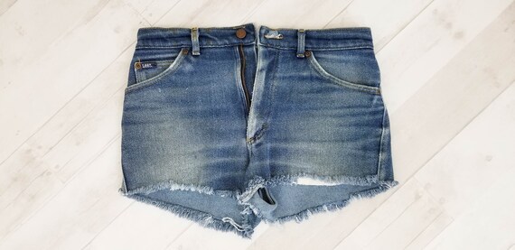 70s // Lee faded cutoffs