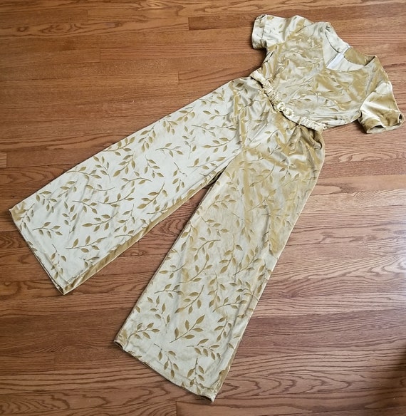 80s // The velvet lounge jumpsuit