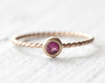 Ruby gemstone ring  solid 14k gold july birhtstone ring with twisted band