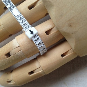 Ring sizer
