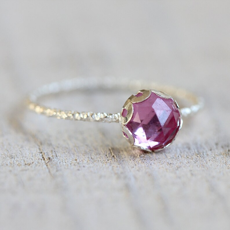 Pink sapphire gemstone ring image 2