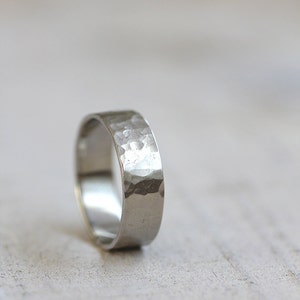 14k white gold wedding ring image 2