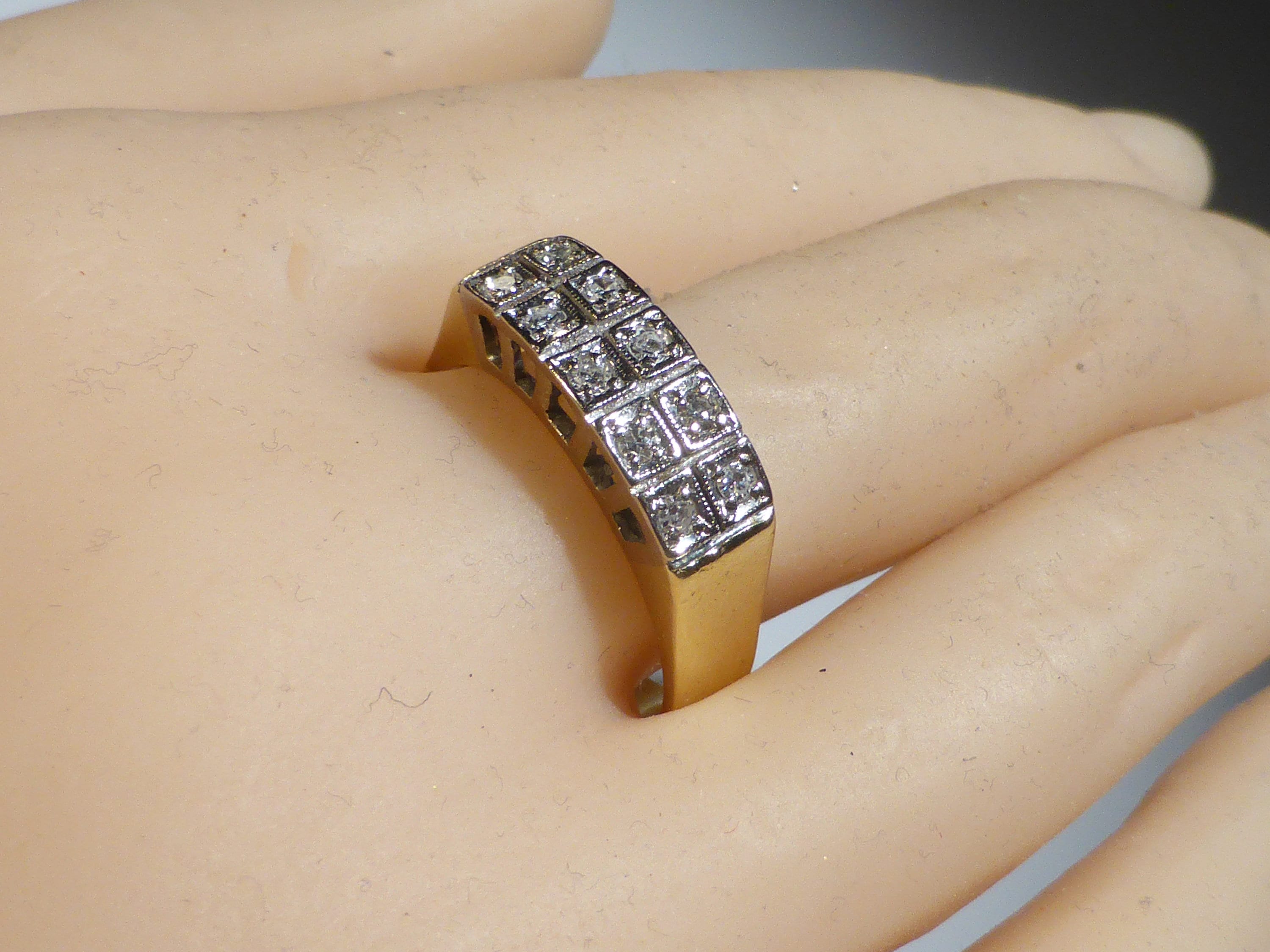 Anillo de oro de 4 gramos precio sale