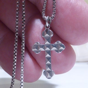 Sterling Silver Cross Pendant Necklace Diamond Cut Cross in Gift Presentation Box