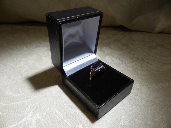 Vintage 18ct Gold Amethyst Baguette Diamond Ring … - image 10