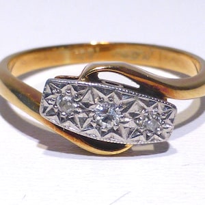 18ct Gold Diamond Platinum Ring Art Deco UK Size M Boxed