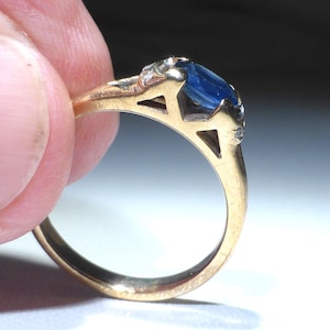 9ct Gold Ring Sea Blue Sapphire Diamond .36ct UK Hallmark Size N in Gift Box