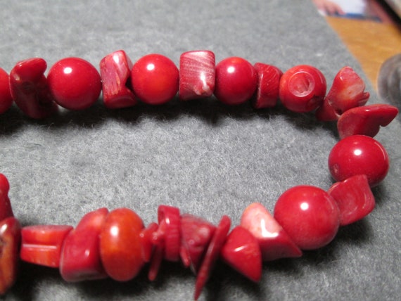 Necklace... Natural Coral...31 inches - image 4